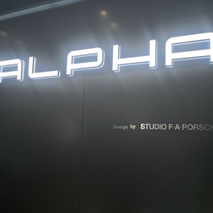 ̽AWE2019ǰغڿƼALPHAϵϴC